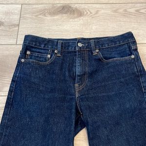 J Crew 770 Jean 30x32 straight thru hip slim thru thigh and leg 98% cotton